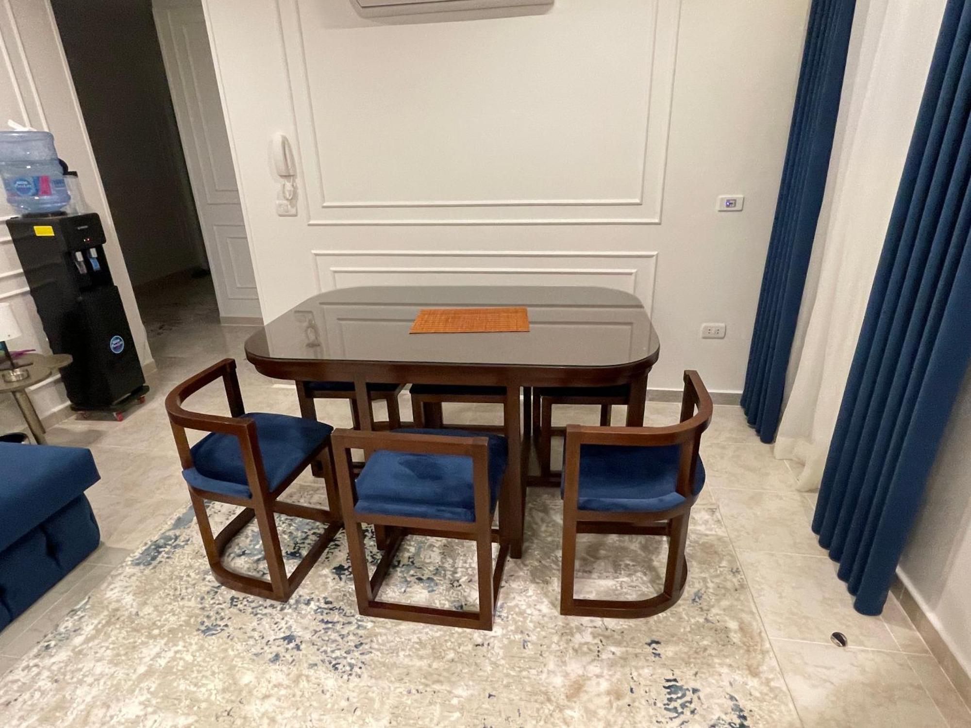 Cozy 2-bedroom Gem With Garden For Rent At Rehab بحديقة للايجار بالرحاب مجموعة 77 Apartment Cairo